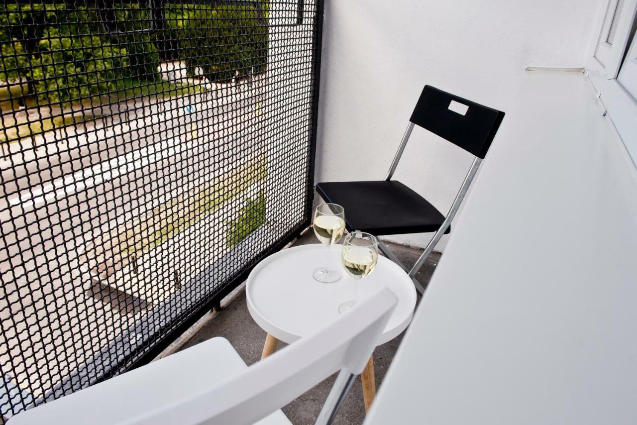 Apartament Powisle With Balcony 바르샤바 외부 사진